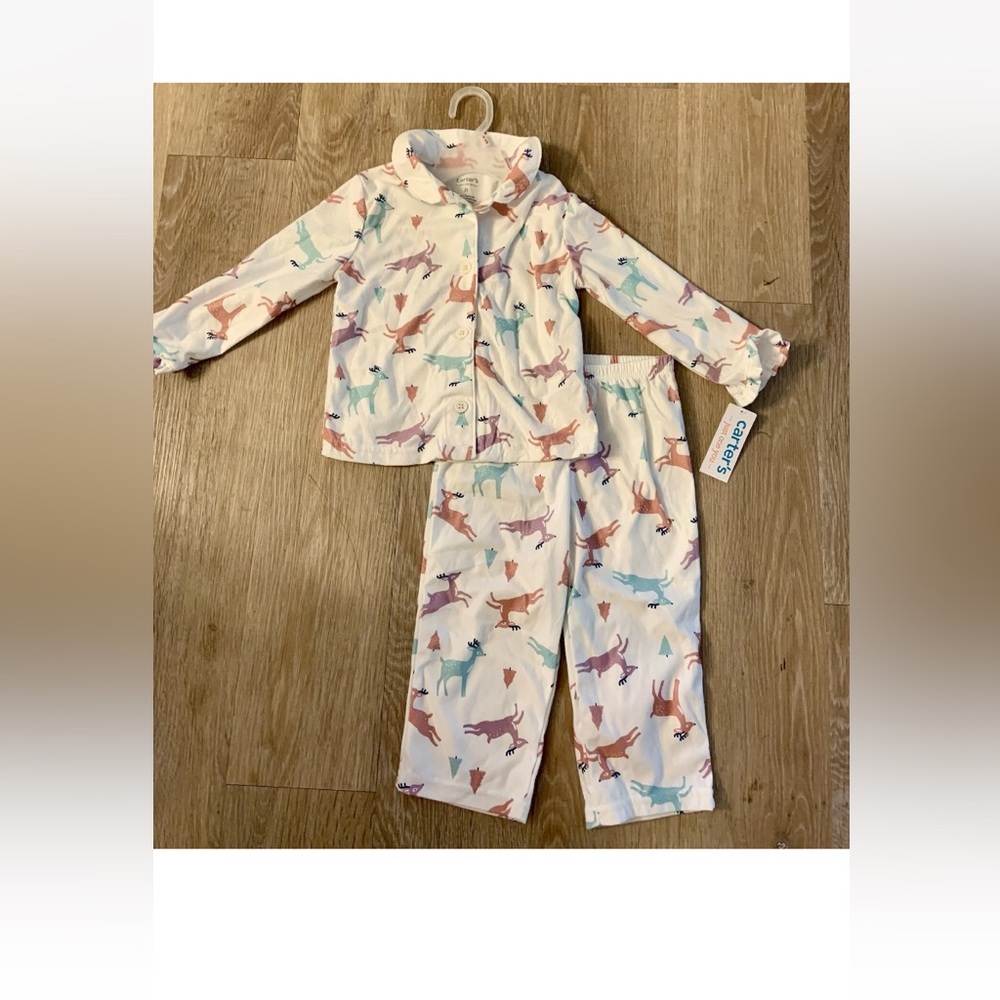 (NWT) Carters Girl’s Size 2T Off White 2Pc Pajama Set With Pastel Reindeer